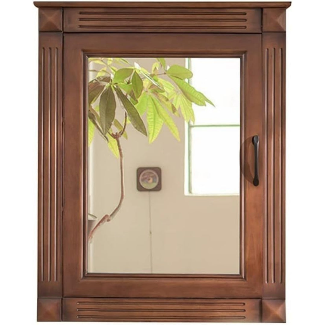 Un espace mieux organise grace a ce armoire avec portes, a l'aspect bois, finition bois naturel et vert